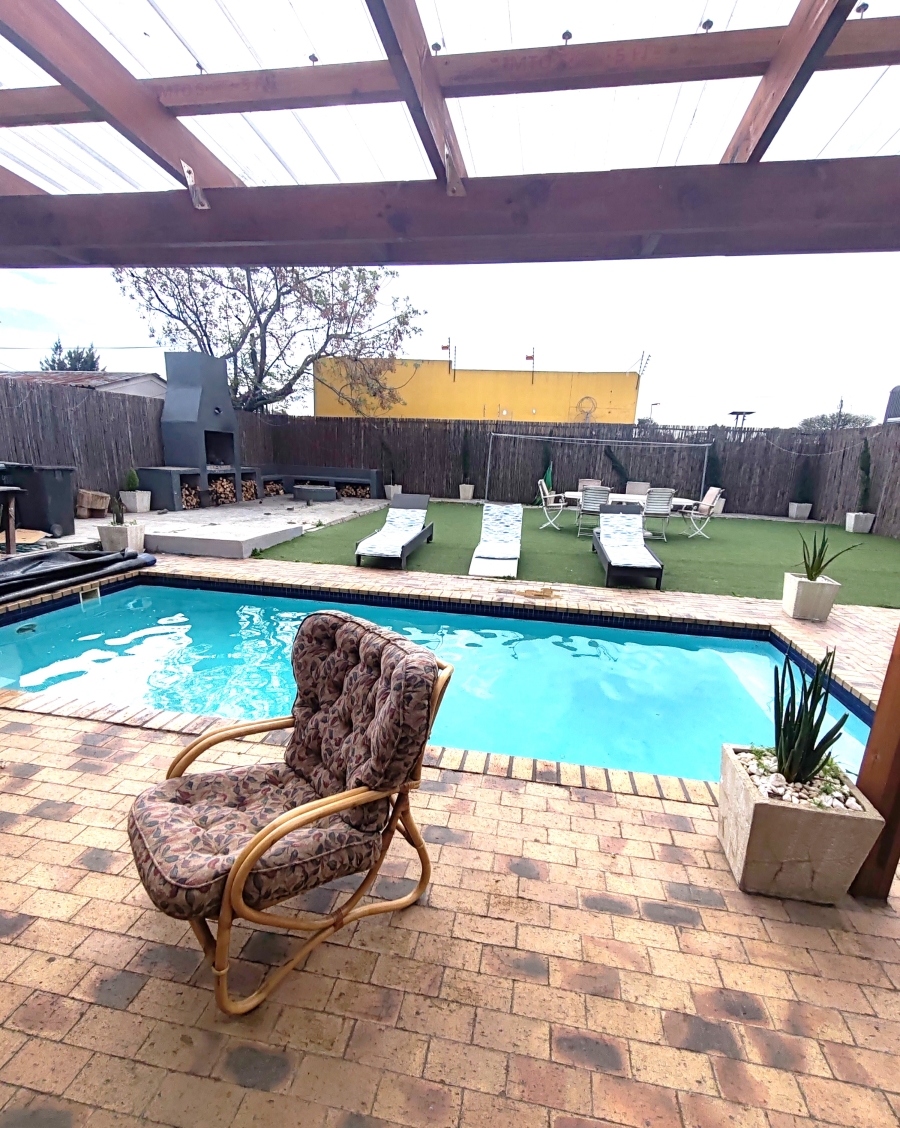 3 Bedroom Property for Sale in Russels Rest Western Cape